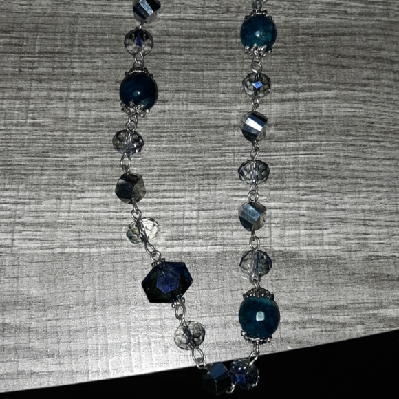 Necklace - Picture 1 of 4